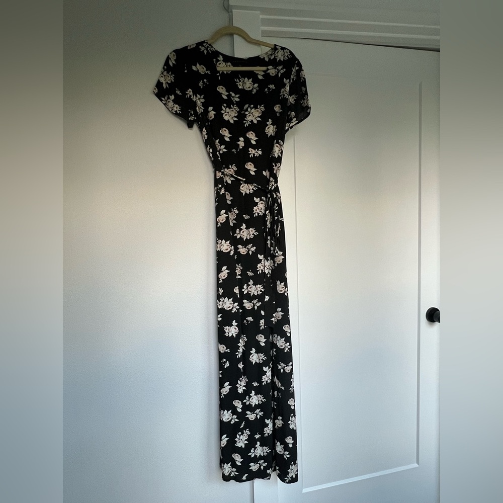 Sanctuary Black Maxi Dress with Floral Design